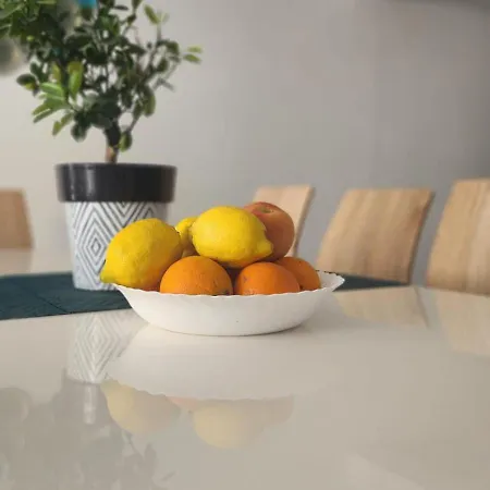 Larambla 3 Bdrm Apartamento *